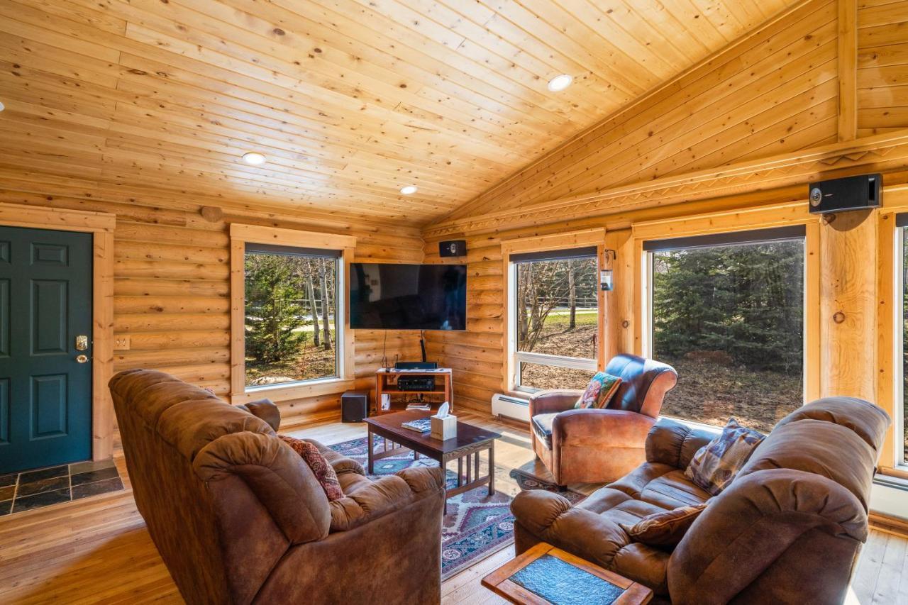 Lazy Fox Cabin West Yellowstone Exterior photo